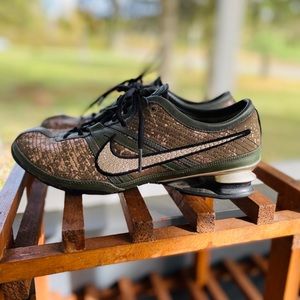 NIKE Olive Green & Gold Sneakers